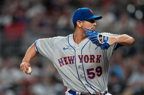 Mets lose to rival Braves, 6-4, despite home runs from Pete Alonso, Francisco Lindor